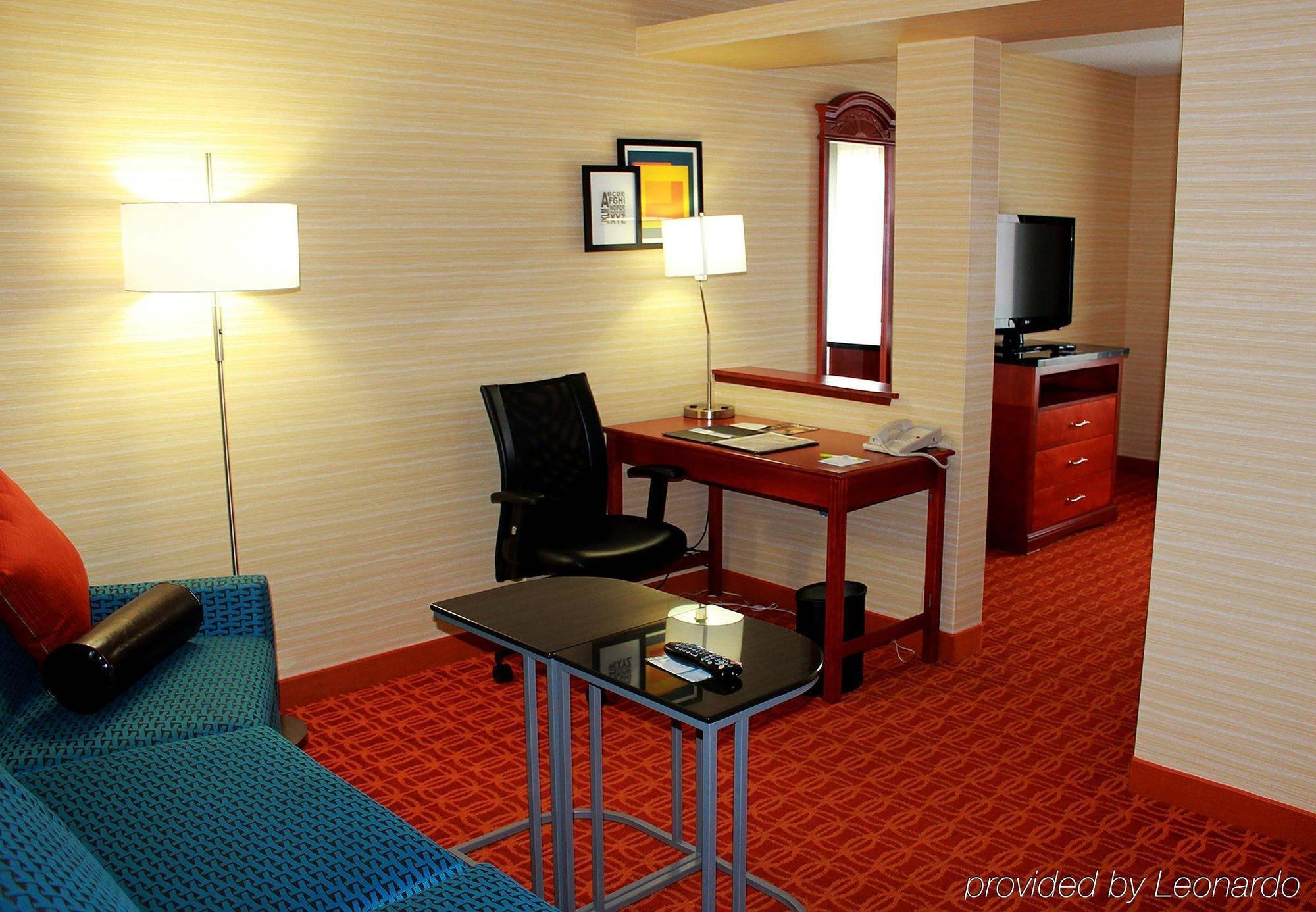 Fairfield Inn & Suites Detroit Farmington Hills Exteriér fotografie